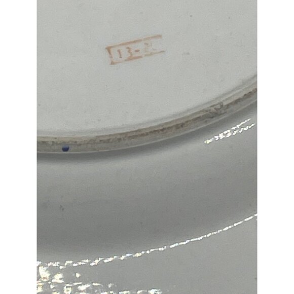 vintage accent set of 2 collector plate white blue embossed tea pot 10.5" READ - Picture 9 of 10